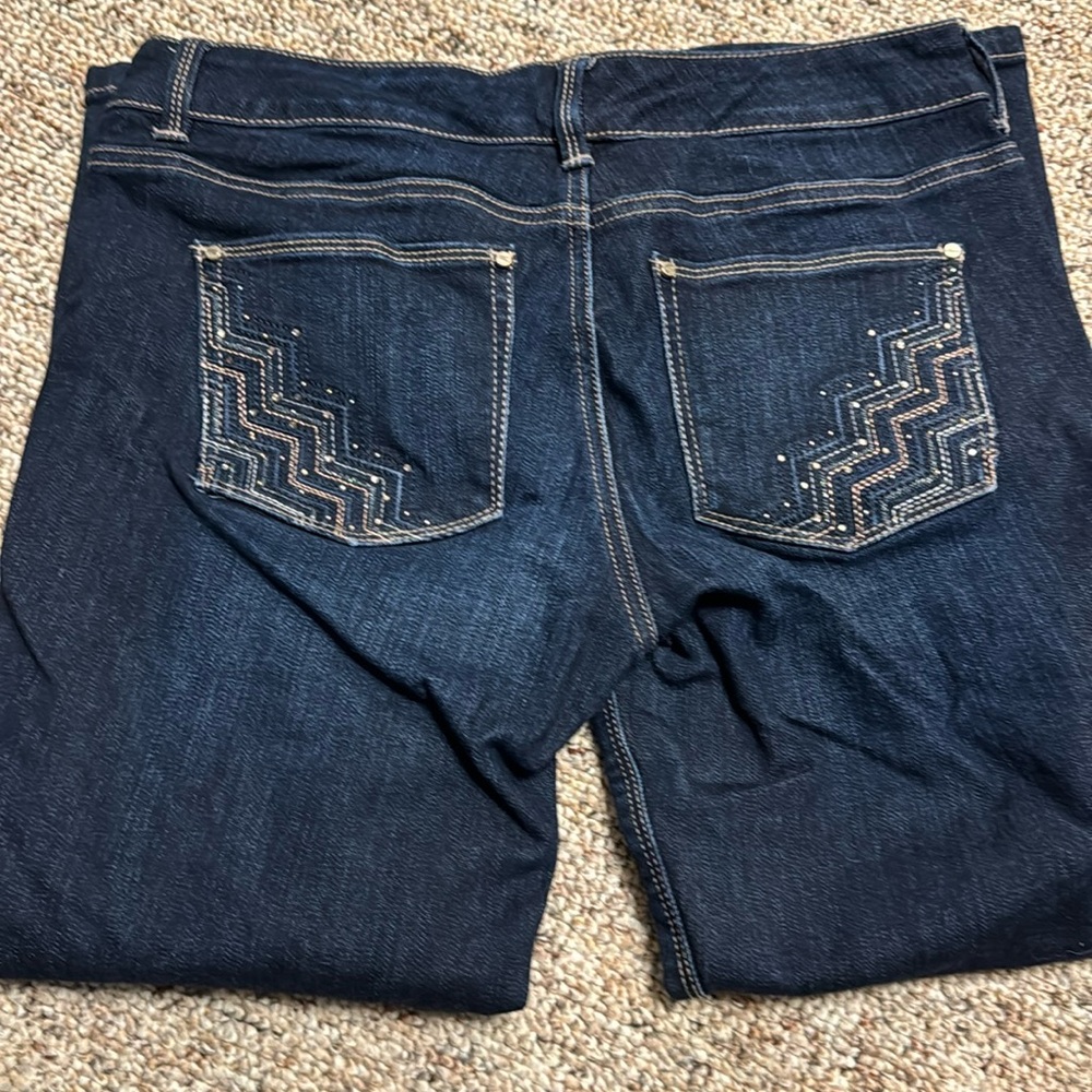 White House Black Market blue capri jeans with rhinestones - Picture 3 of 4